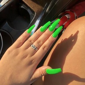 Meet your Posher, Dessi